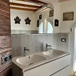 Civico Cinque Feriehus