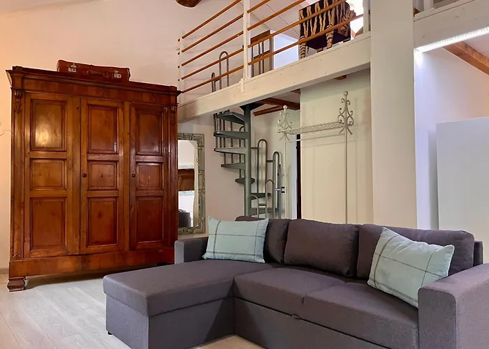 Civico Cinque Gravedona